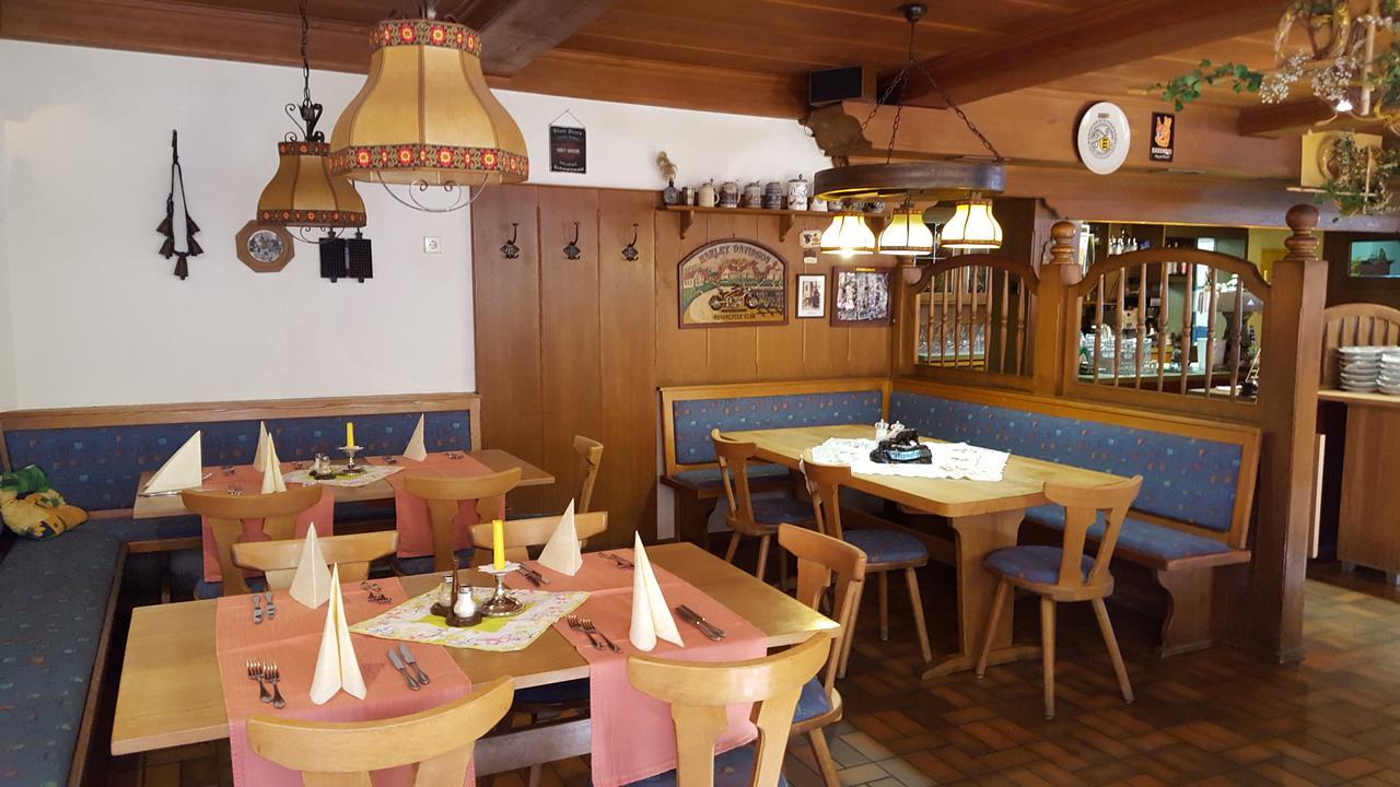 Schwarzwaldgasthof Baeren Titisee-Neustadt Ngoại thất bức ảnh